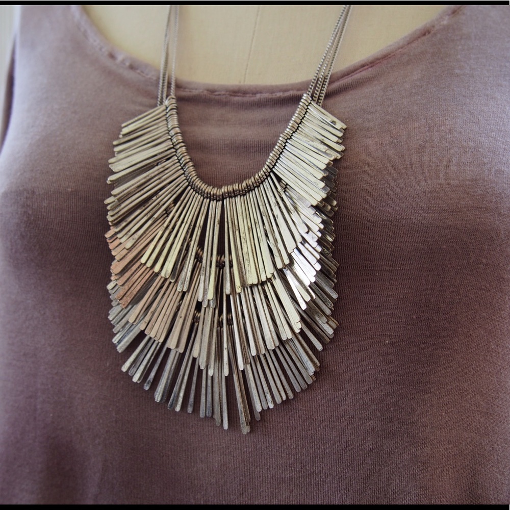 Three layer sunburst necklace